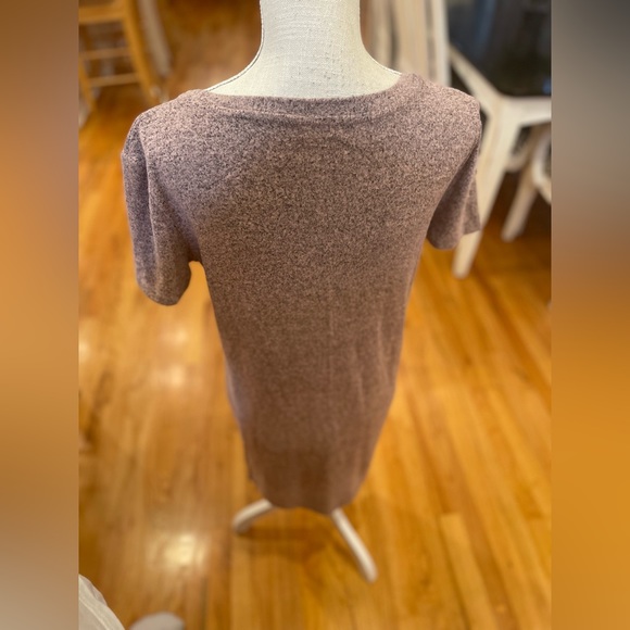 💜 5 for $25 or 3 for $18 Heart & Hips tan knitted short sleeve tunic dre… - Picture 3 of 7